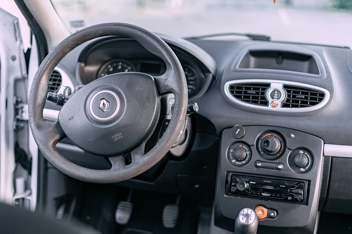 Renault Clio  - изображение 7