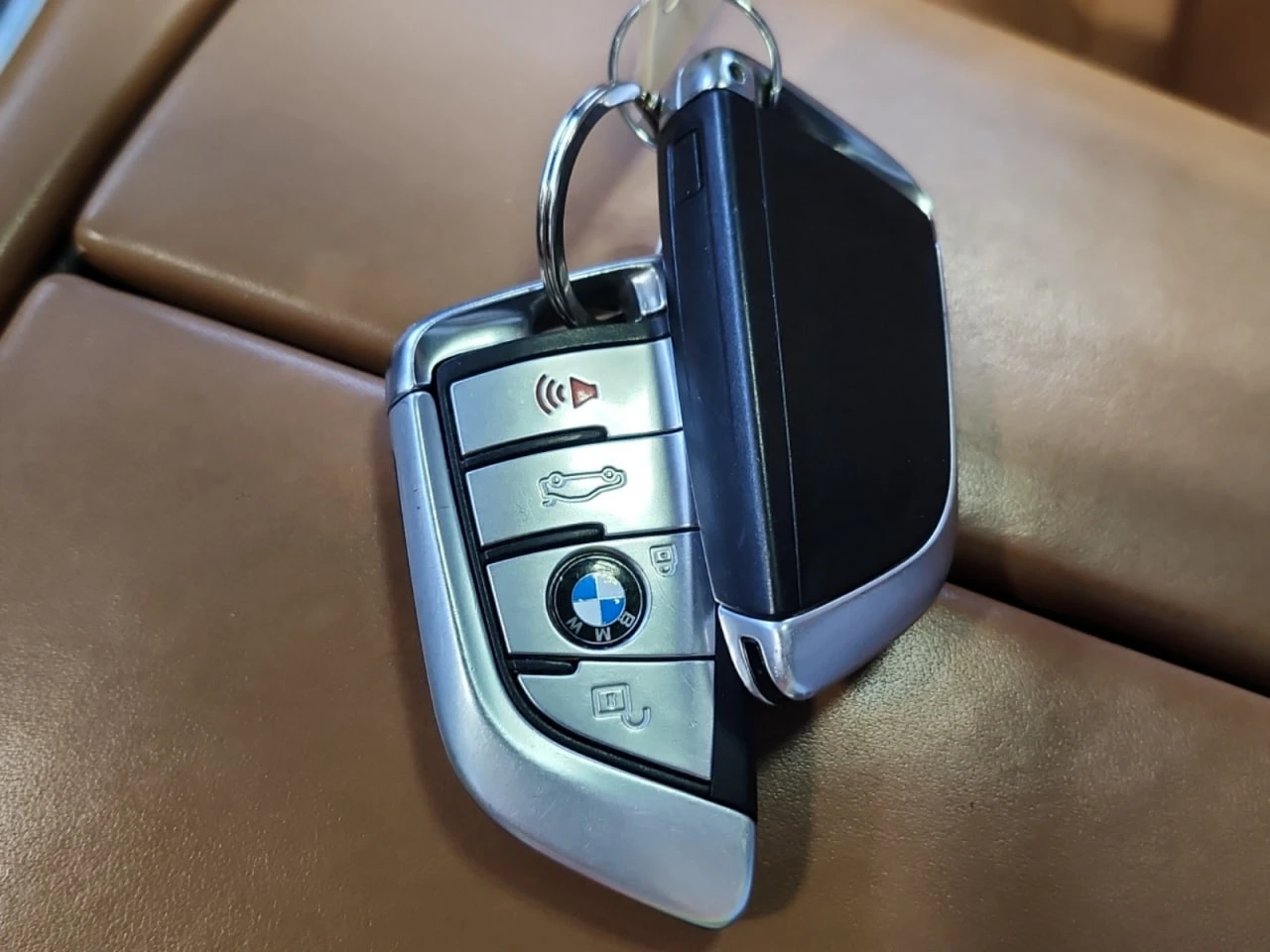 BMW 750 CARFAX* АВТОФИНАНСИРАНЕ БЕЗ ПЪРВОНАЧАЛНА ВНОСКА - изображение 6
