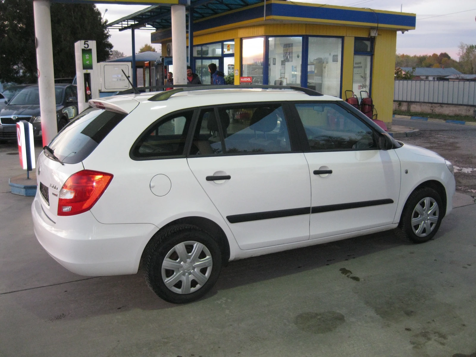 Skoda Fabia 1.6 tdi 90 кс | Mobile.bg — изображение 7