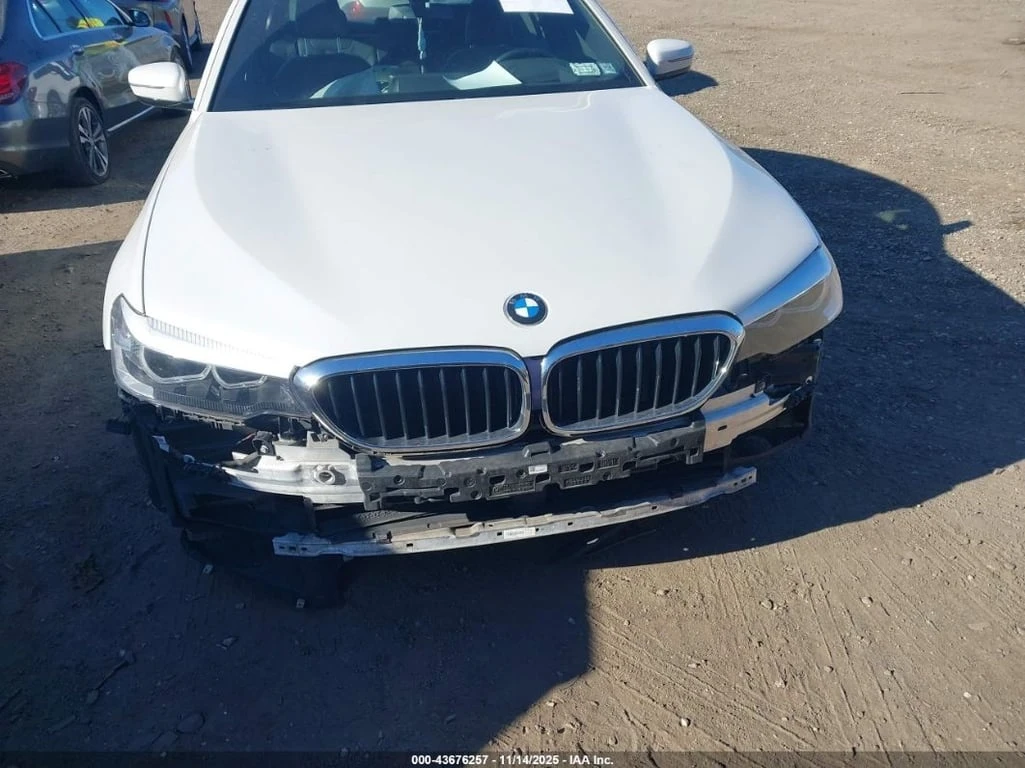 BMW 540 * XDRIVE * CARFAX * БЕЗ ПЪРВОНАЧАЛНА ВНОСКА - изображение 6