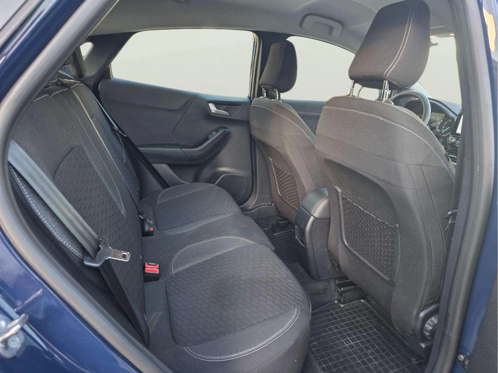 Ford Puma 1.0 EcoBoost, снимка 10 - Автомобили и джипове - 53818893