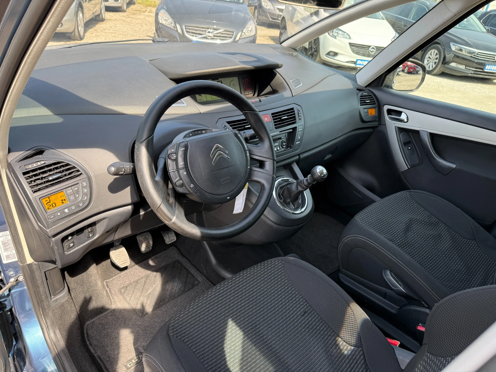 Citroen Grand C4 Picasso 2.0HDI-7 Местен-климатроник-ел пакет, снимка 8 - Автомобили и джипове - 53984988