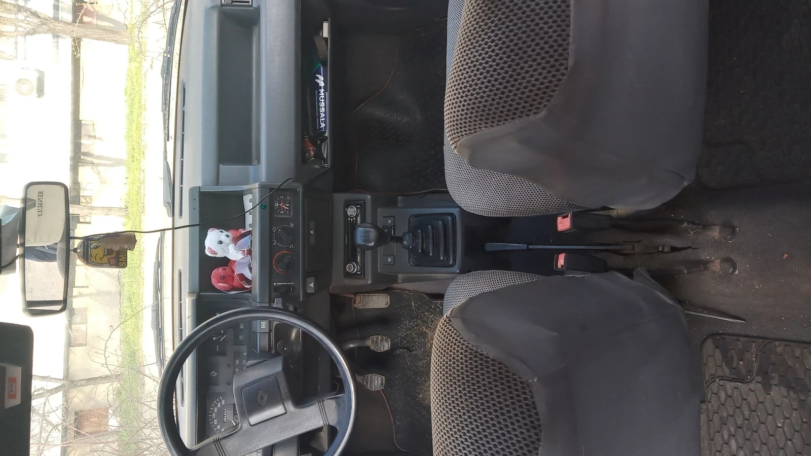 Renault 5, снимка 8 - Автомобили и джипове - 54610115