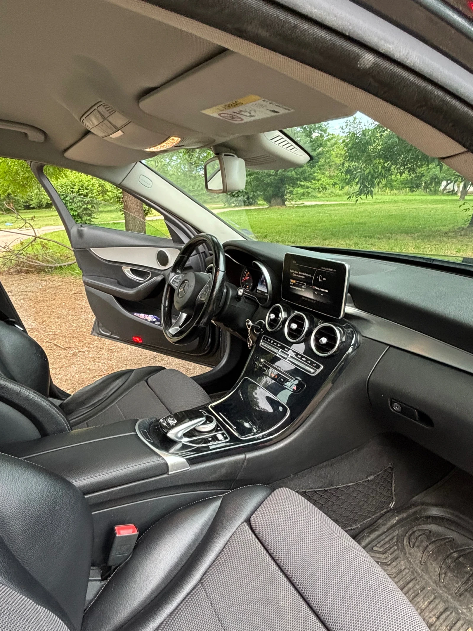 Mercedes-Benz C 220, снимка 12 - Автомобили и джипове - 54663568