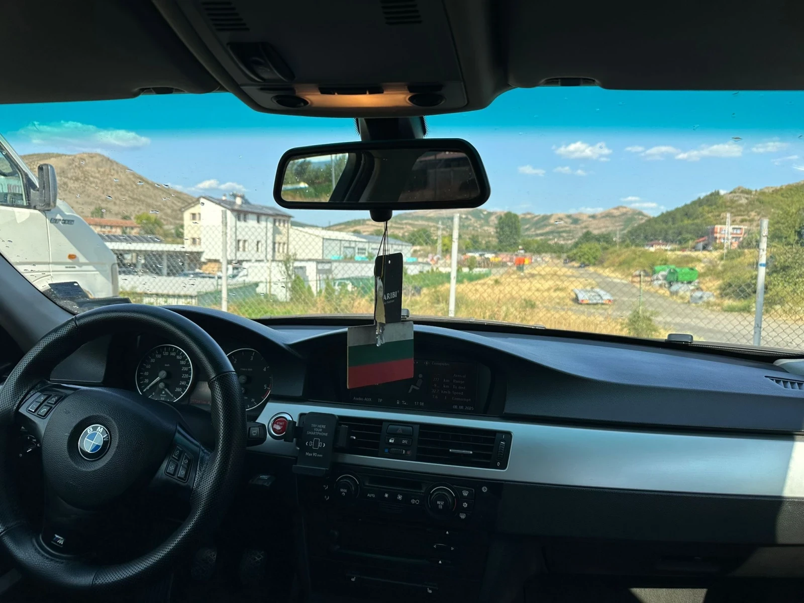 BMW 320, снимка 5 - Автомобили и джипове - 54780420