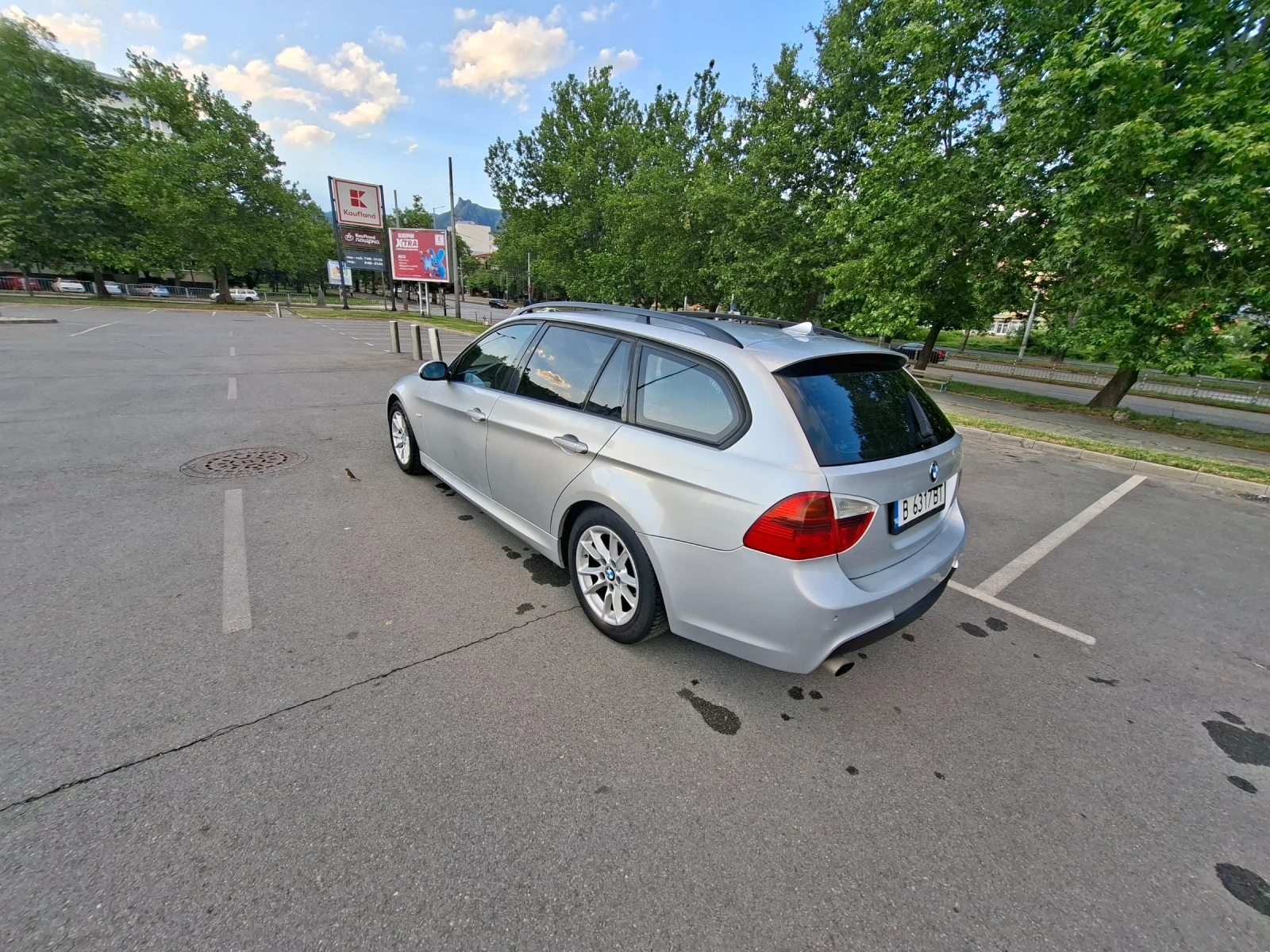 BMW 320 Газ_Бензин, снимка 8 - Автомобили и джипове - 55050490