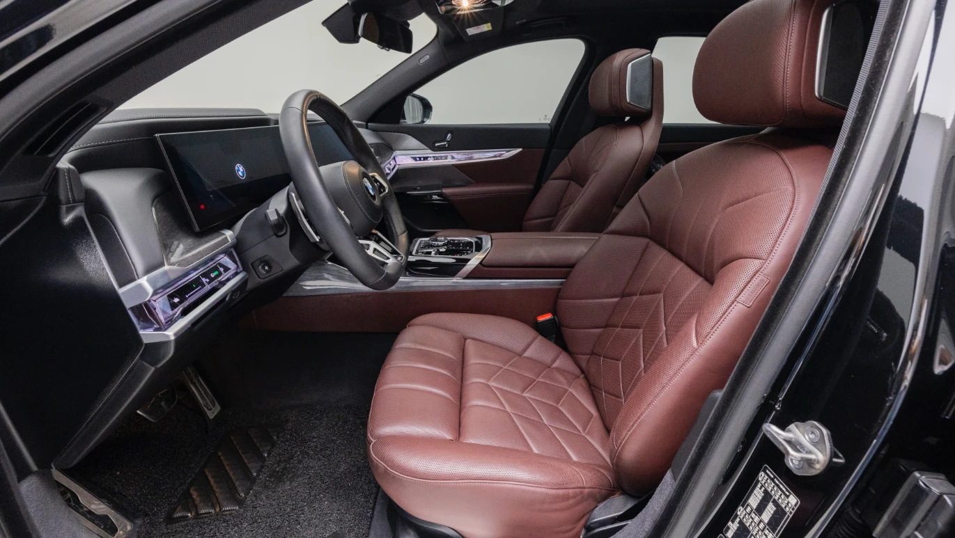 BMW 740 M SPORT | XDRIVE, снимка 6 - Автомобили и джипове - 55163082