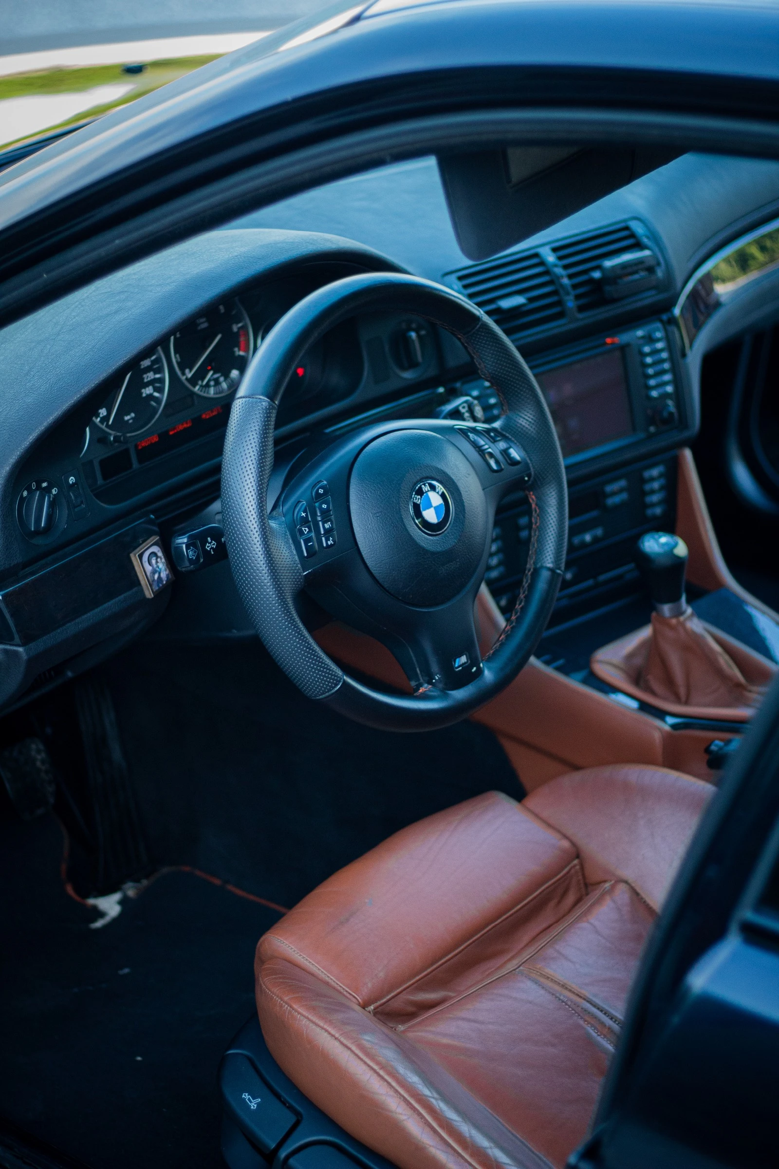 BMW 525 525 Individual, снимка 9 - Автомобили и джипове - 55449533