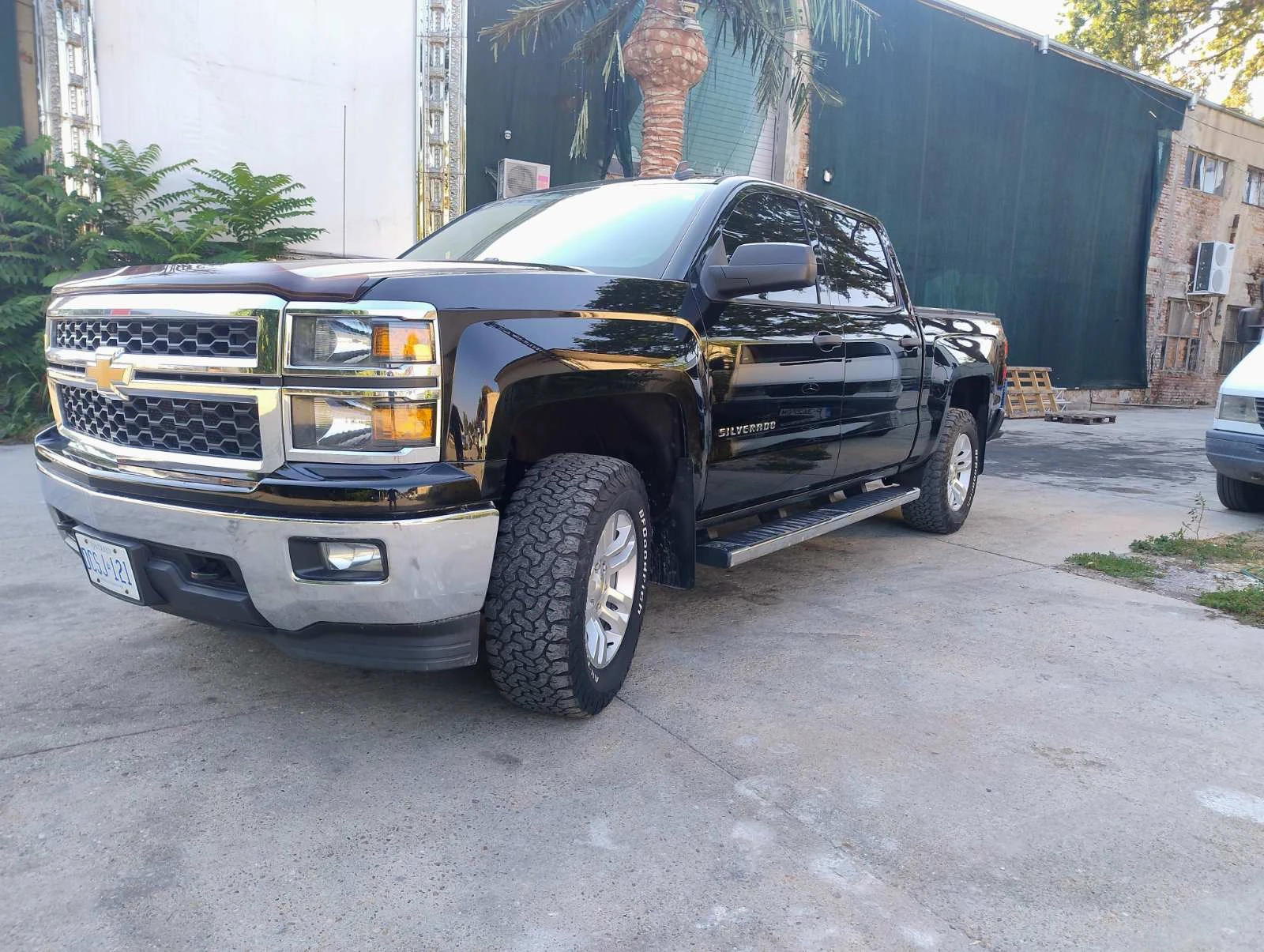 Chevrolet Silverado 5.3 V8 LT, снимка 4 - Автомобили и джипове - 55920562