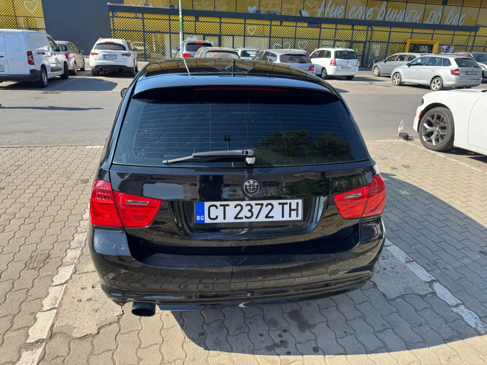 BMW 320, снимка 4 - Автомобили и джипове - 55941203