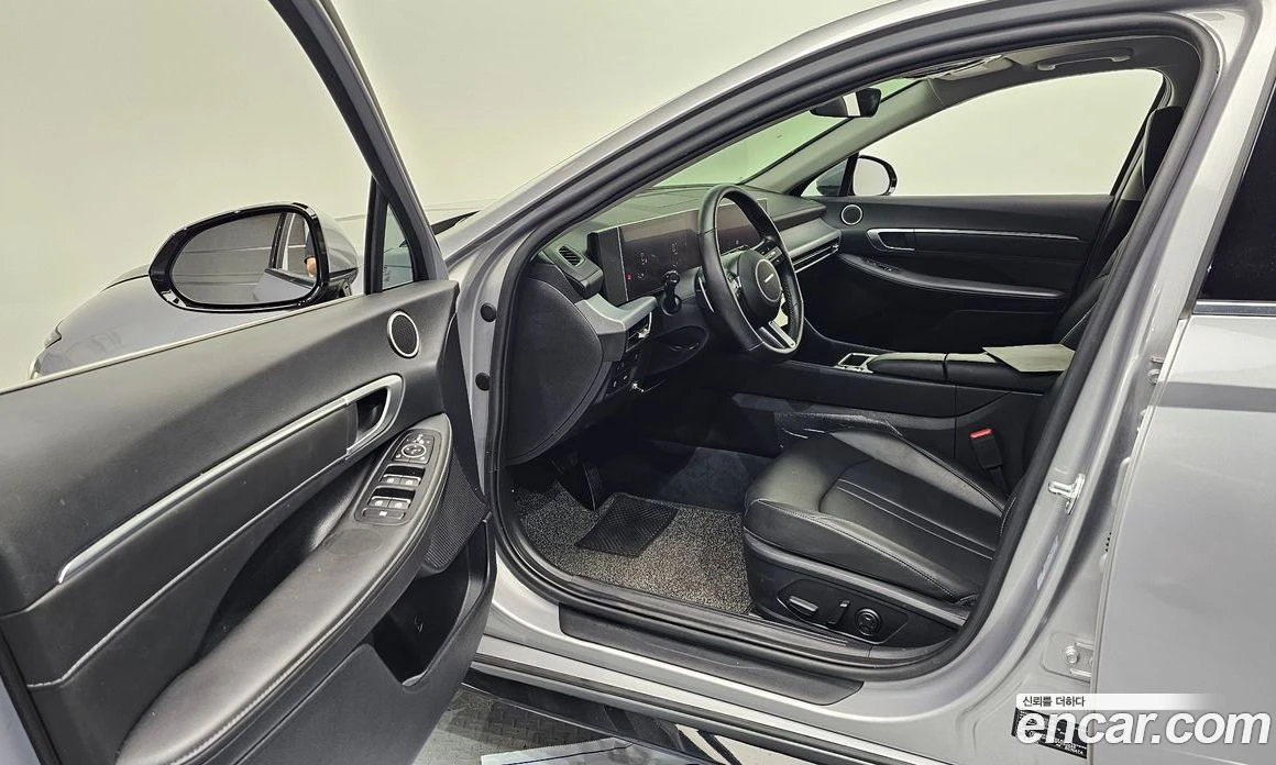 Hyundai Sonata 2.0 LPG, снимка 13 - Автомобили и джипове - 56155532
