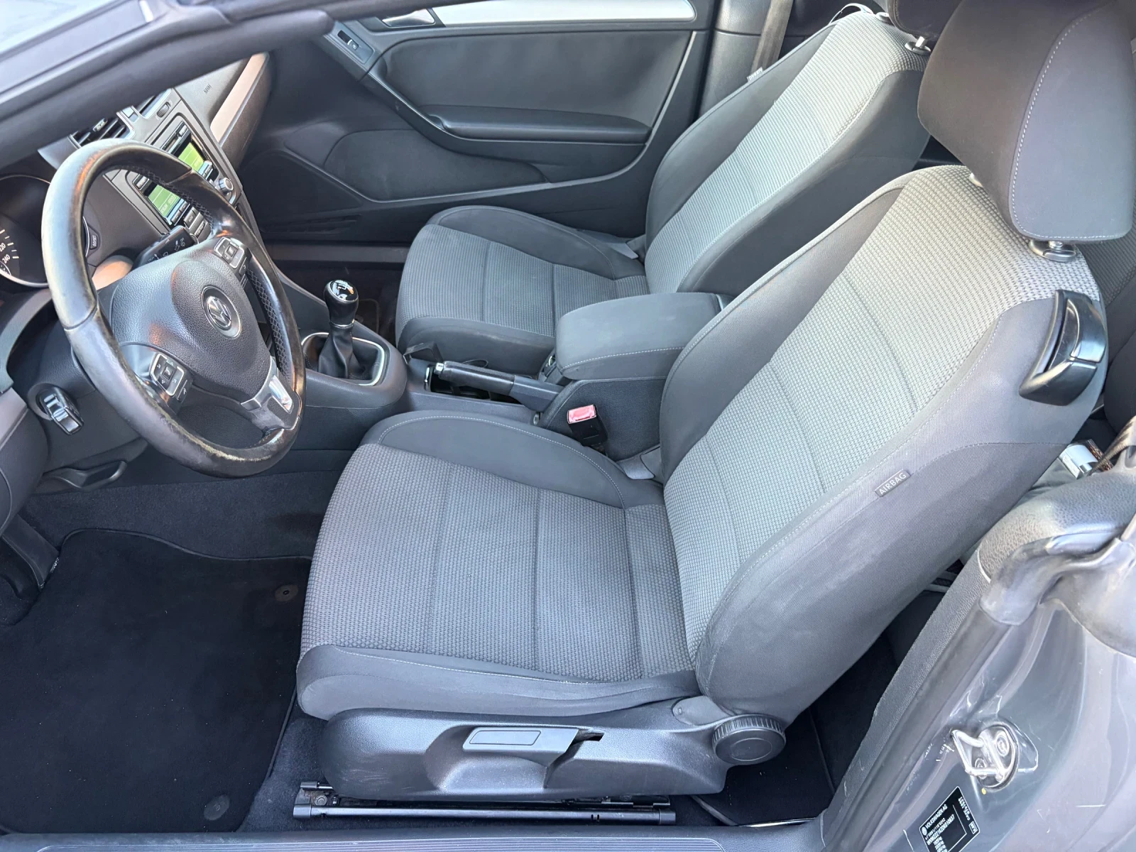 VW Golf, снимка 8 - Автомобили и джипове - 56367594