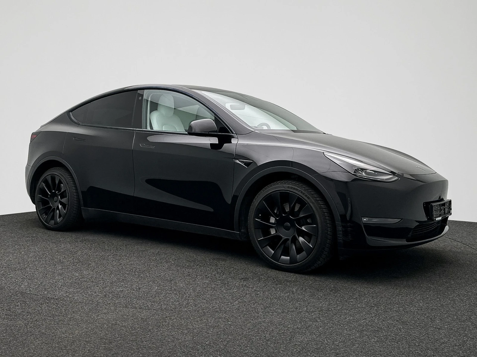 Tesla Model Y Long Range Dual Motor AWD, снимка 2 - Автомобили и джипове - 56552661
