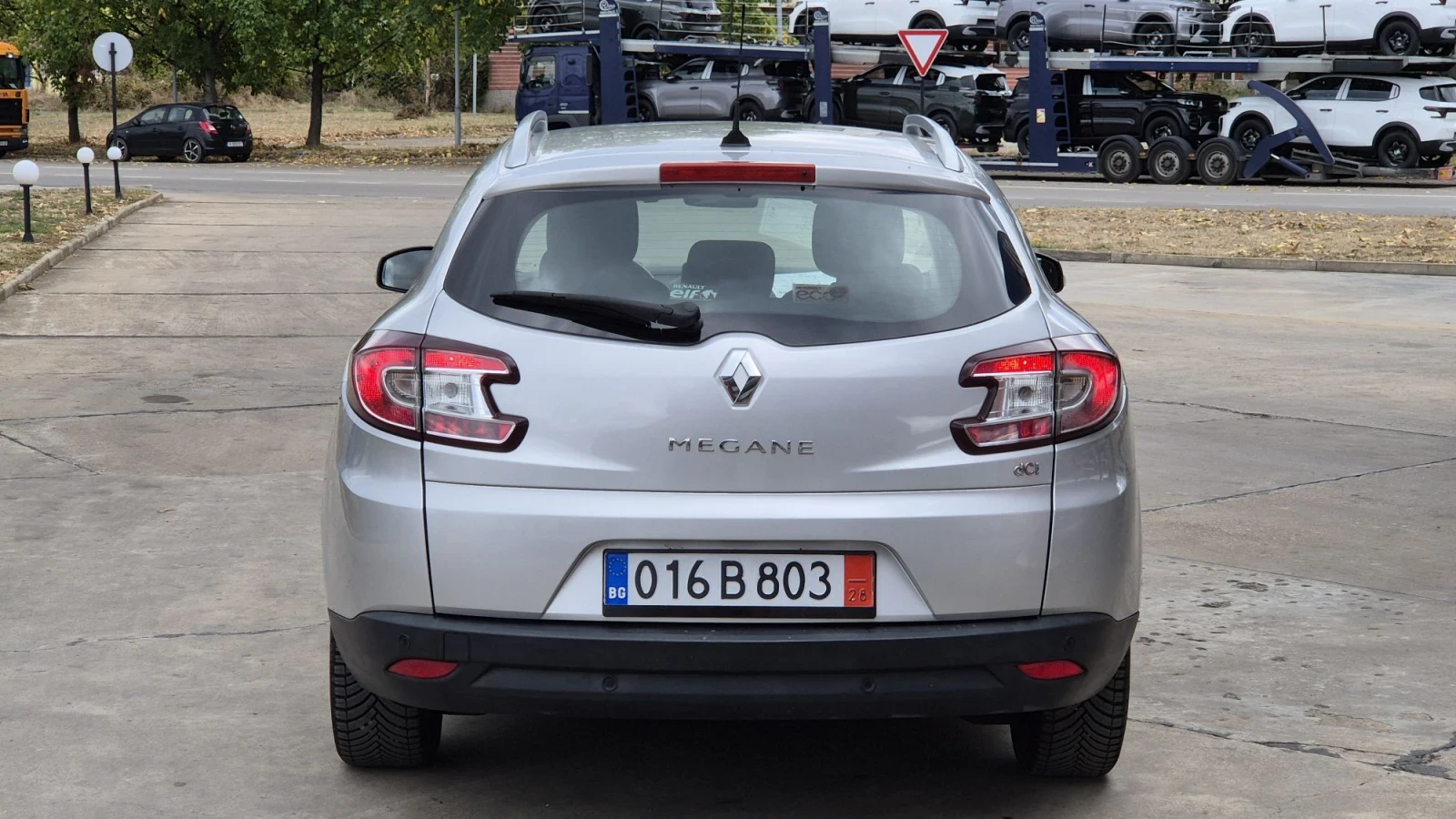Renault Megane 1.5DCI 110�.�* ������*  | Mobile.bg � ����������� 6