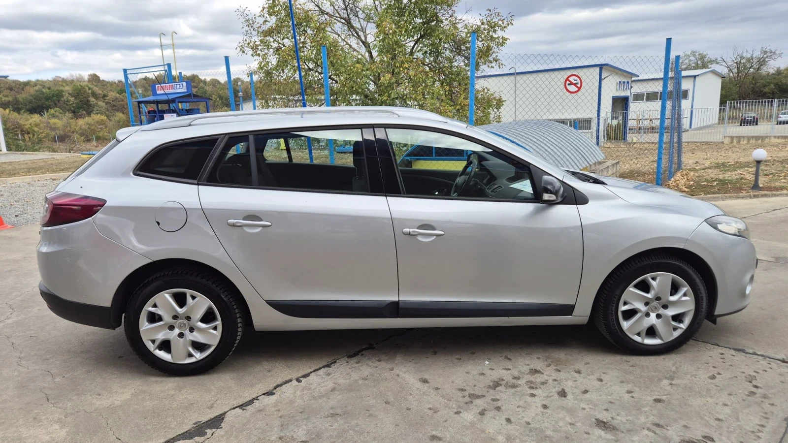 Renault Megane 1.5DCI 110�.�* ������*  | Mobile.bg � ����������� 10