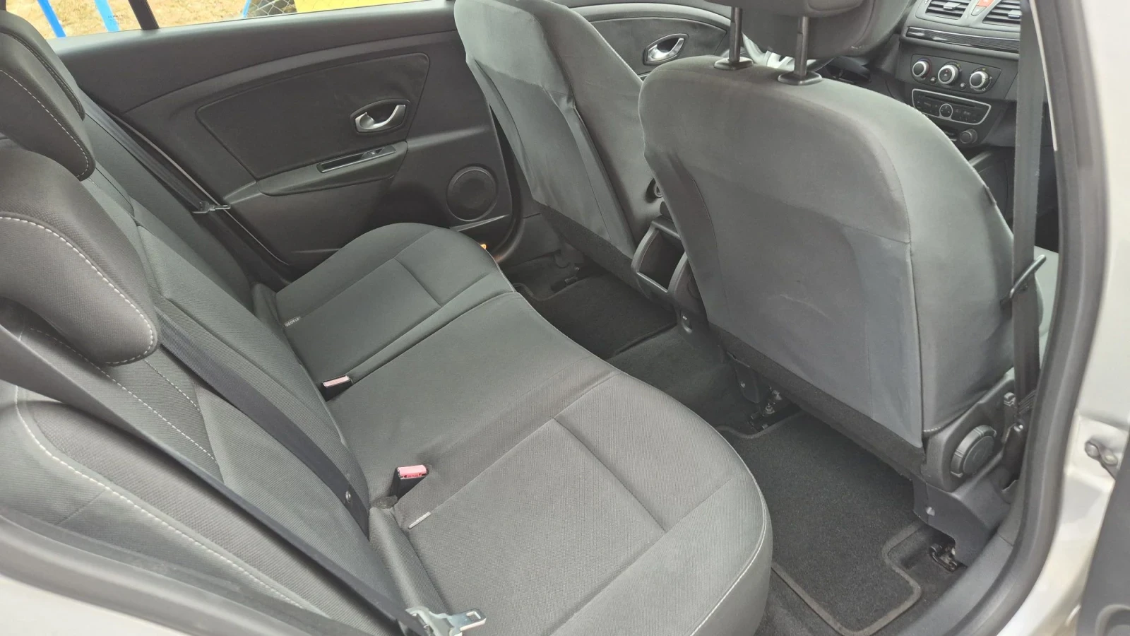 Renault Megane 1.5DCI 110�.�* ������*  | Mobile.bg � ����������� 12