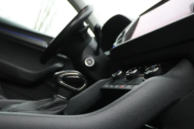 Skoda Karoq 2.0-TDI Style 4x4/Keyless/LED/ОБСЛУЖЕНА!, снимка 12