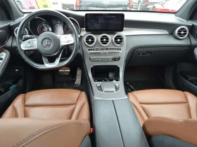 Mercedes-Benz GLC 300 2 КЛЮЧА * ПОДГРЕВИ * ПАНО * KEYLESS * CARFAX, снимка 10