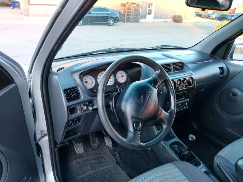 Daihatsu Terios, снимка 8 - Автомобили и джипове - 48040059