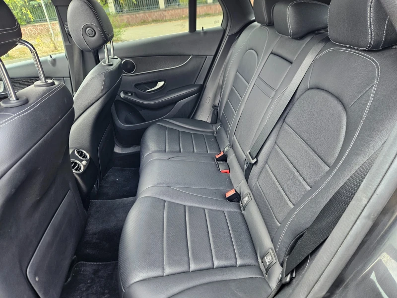 Mercedes-Benz GLC 300 AMG ПАКЕТ/ЛИЗИНГ, снимка 9 - Автомобили и джипове - 52091197