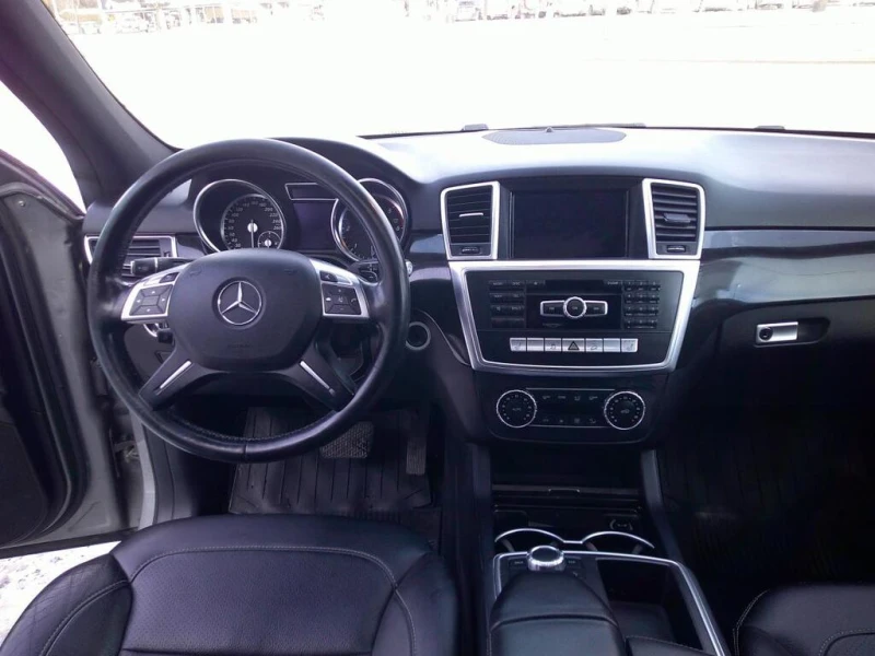 Mercedes-Benz ML 350 * AMG* 4MATIC, снимка 8 - Автомобили и джипове - 52681714