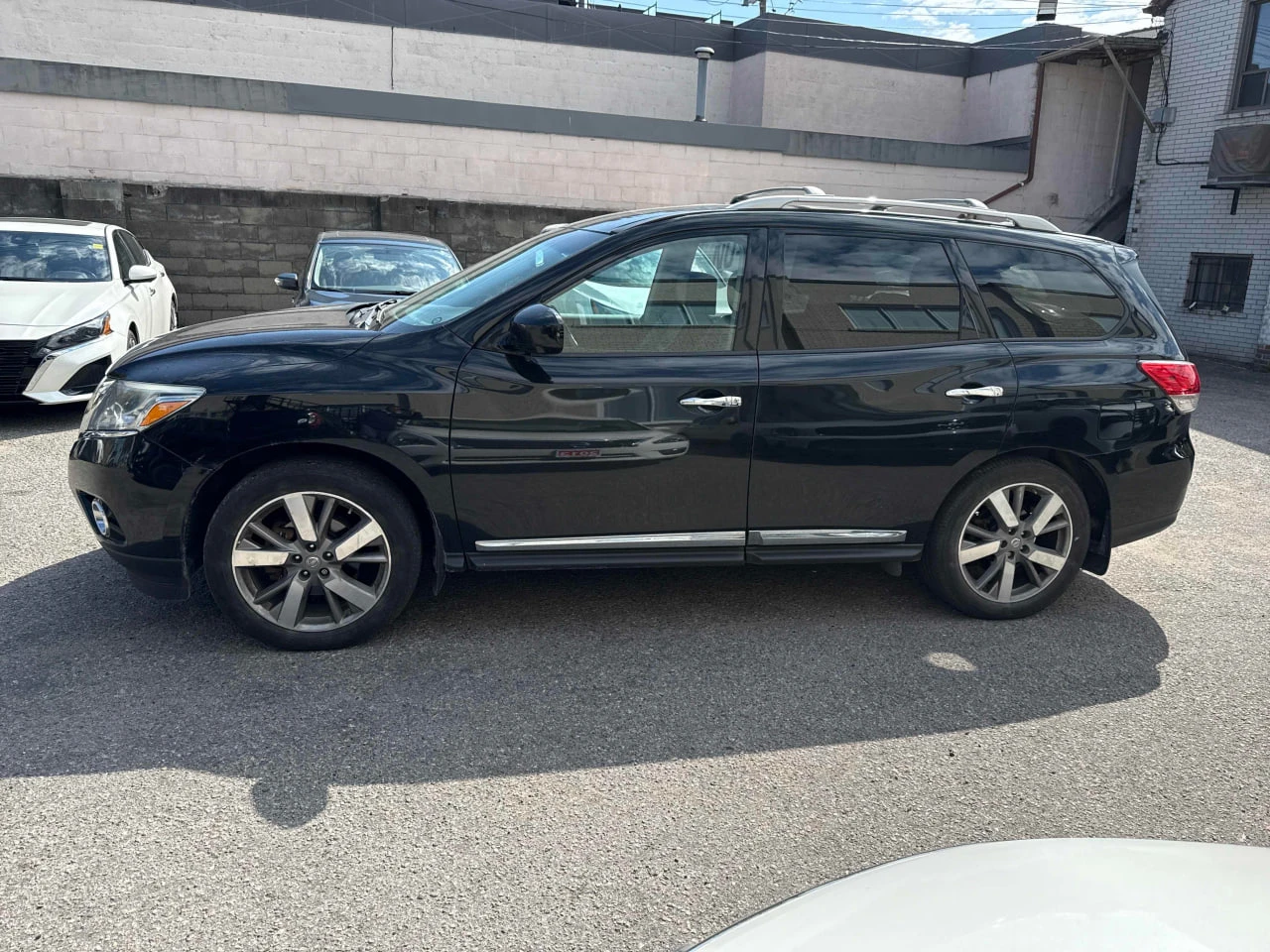 Nissan Pathfinder CARFAX* АВТОФИНАНСИРАНЕ* БЕЗ ПЪРВОНАЧАЛНА ВНОСКА*  - изображение 2