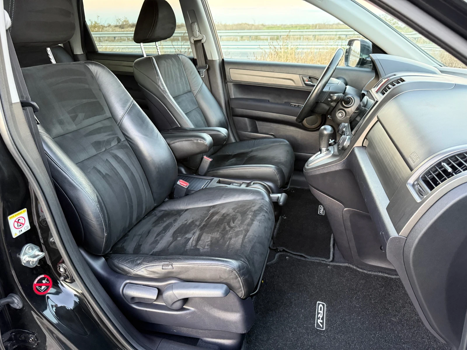 Honda Cr-v 2.0i-VTEC / 4X4 / FACELIFT / AVTOMAT / KOJA / NAVI - изображение 10