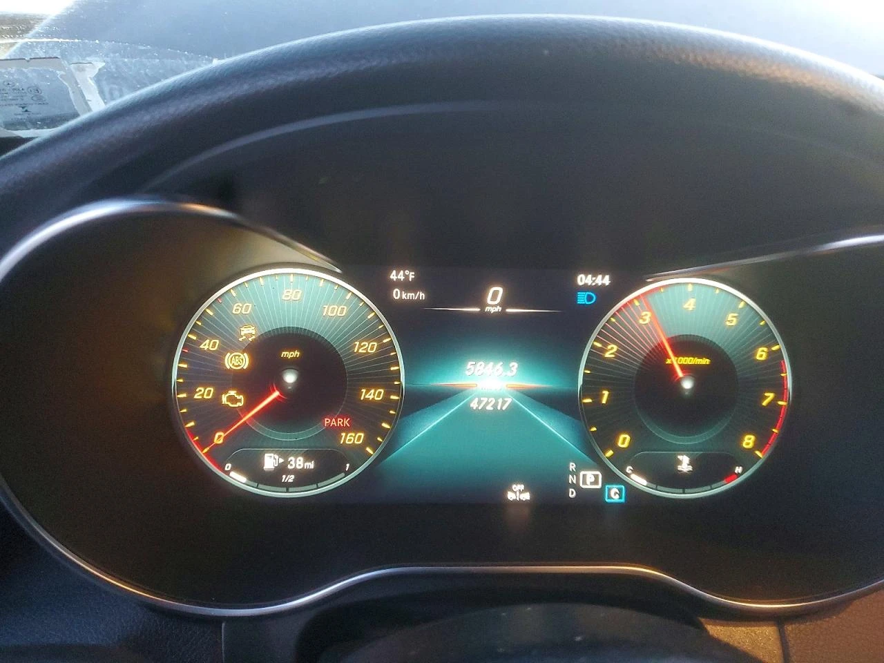 Mercedes-Benz GLC COUPE 300 4MATIC - изображение 9