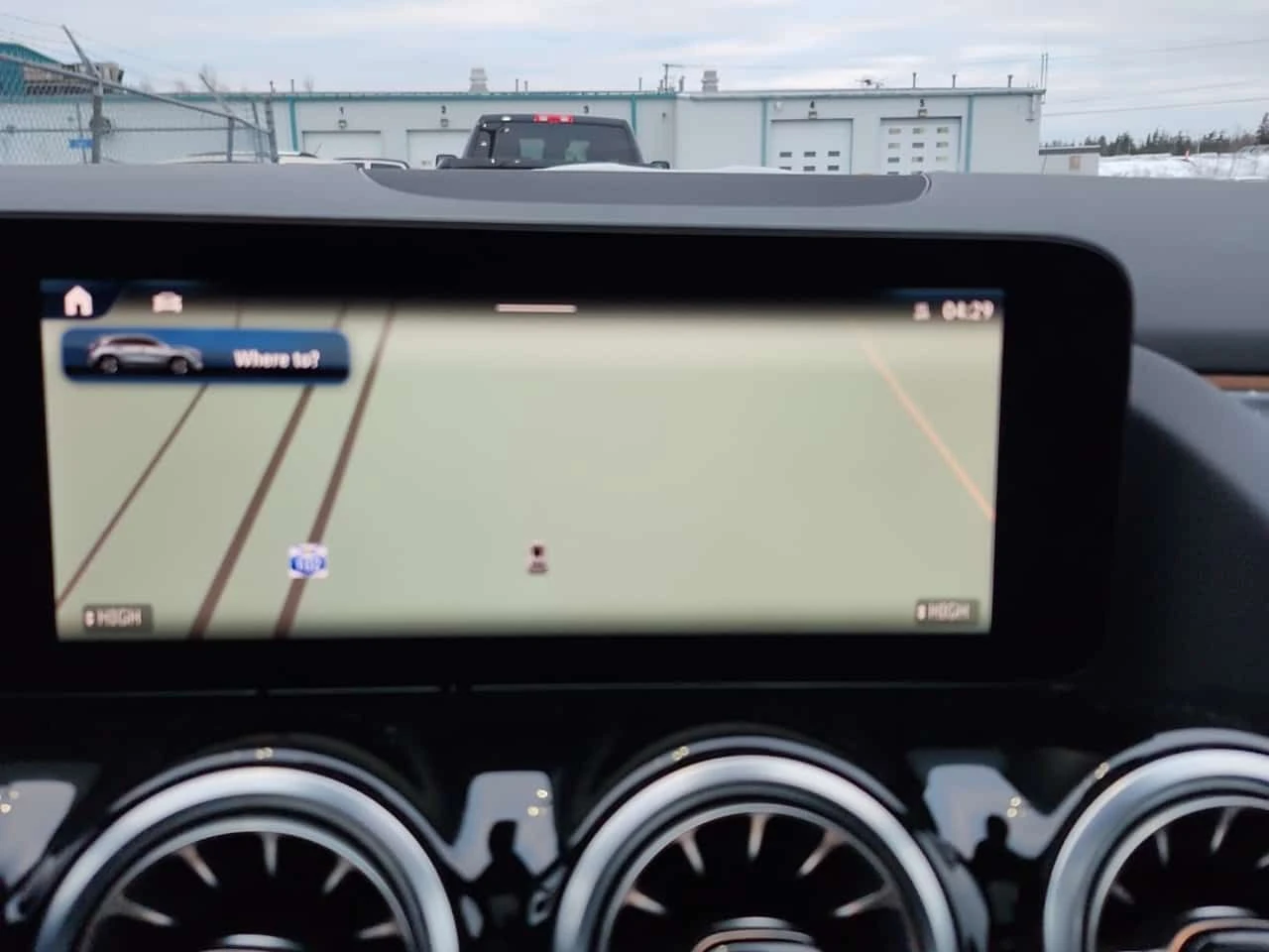 Mercedes-Benz GLA 250 | 4MATIC | PANO | MEMORY | CARFAX | , снимка 11 - Автомобили и джипове - 54111091