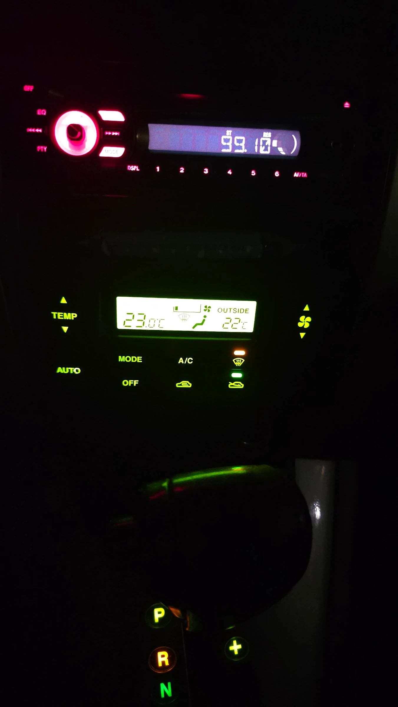Hyundai Tucson, снимка 5 - Автомобили и джипове - 56372175