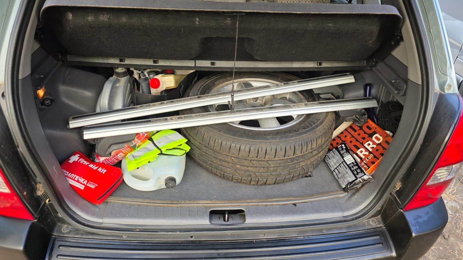Hyundai Tucson, снимка 7 - Автомобили и джипове - 56372175