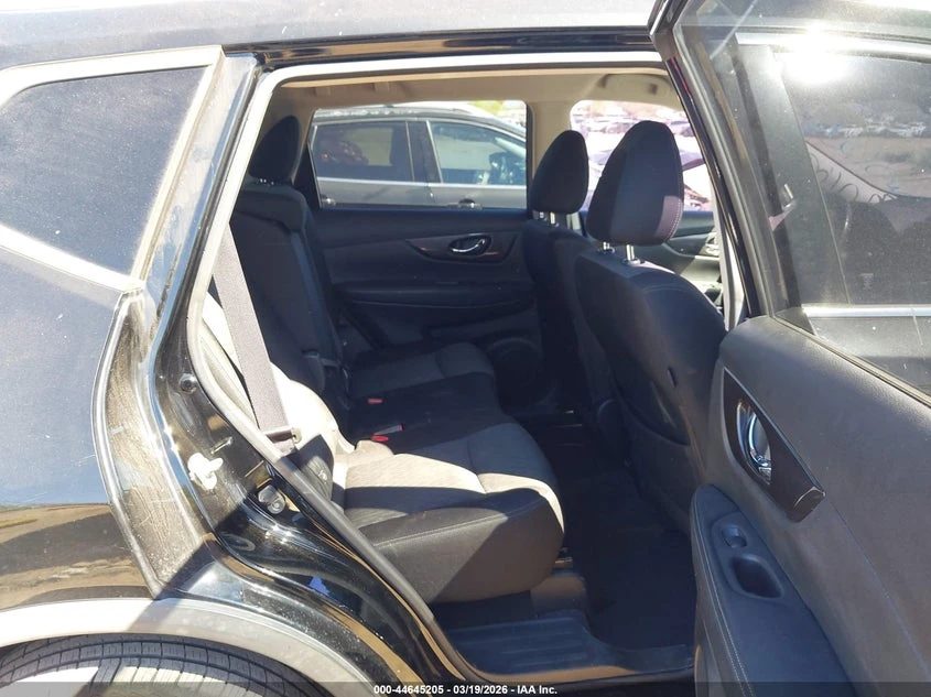 Nissan Rogue 2.5l Sv Fwd, снимка 8 - Автомобили и джипове - 54327206