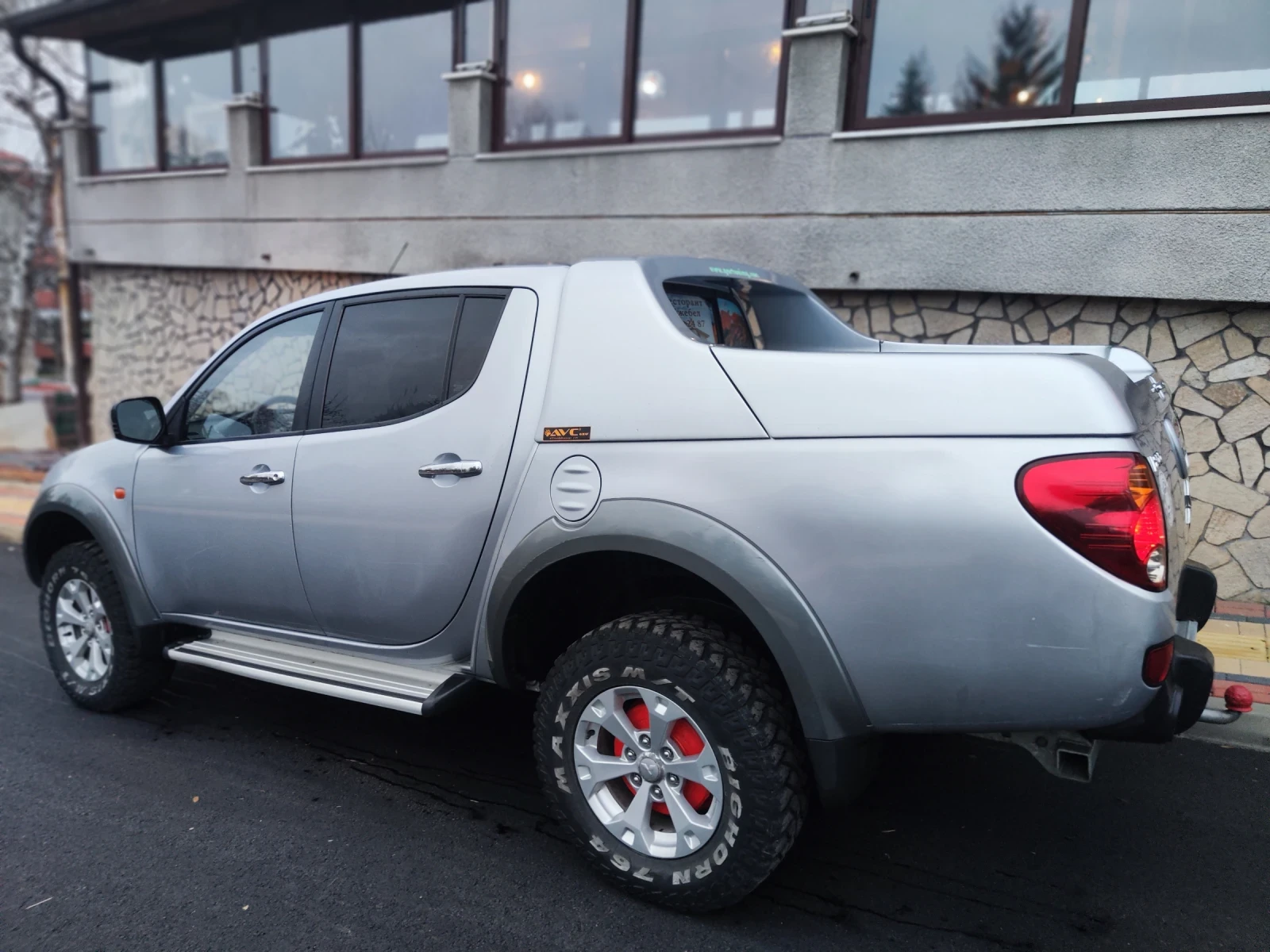 Mitsubishi L200, снимка 17 - Автомобили и джипове - 54496578