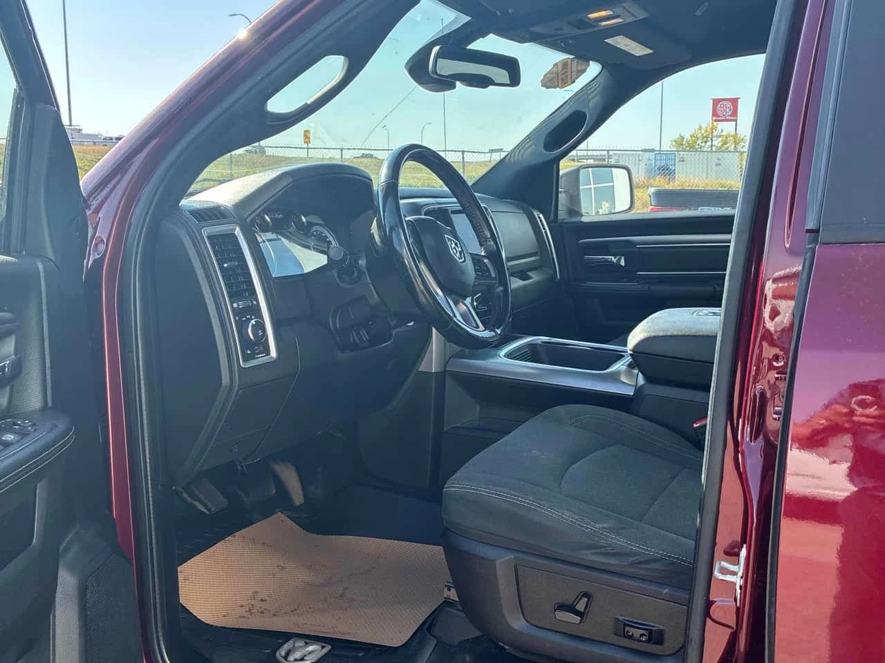 Dodge RAM 1500 * Warlock * АВТОКРЕДИТ БЕЗ ПЪРВОНАЧАЛНА ВНОСКА* , снимка 5 - Автомобили и джипове - 54701425