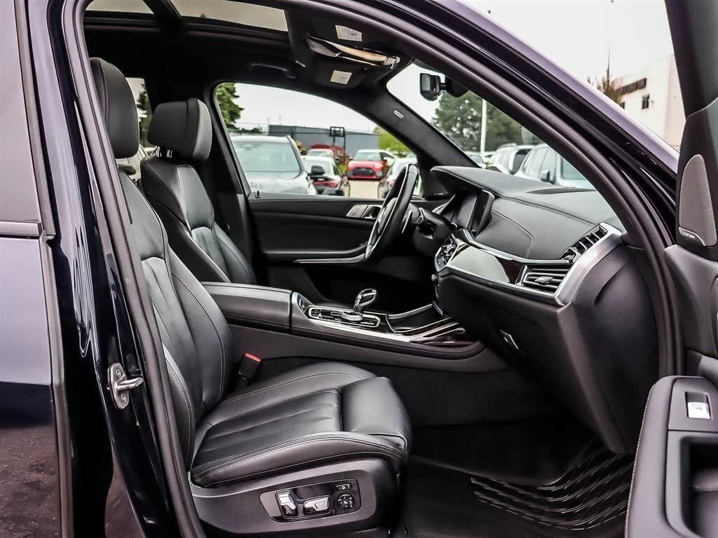 BMW X7 40i* M-SPORT* HEAD-UP* HARMAN* ПАНО* 360 КАМЕРИ, снимка 6 - Автомобили и джипове - 54713915