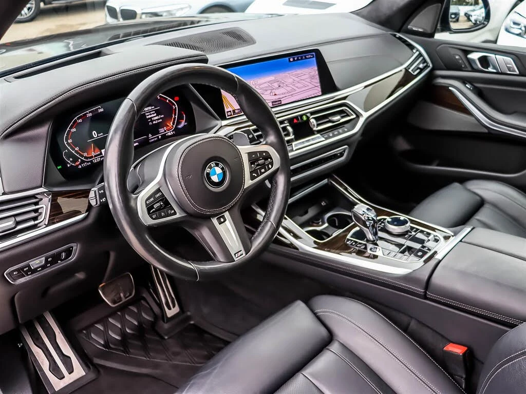 BMW X7 40i* M-SPORT* HEAD-UP* HARMAN* ПАНО* 360 КАМЕРИ, снимка 7 - Автомобили и джипове - 54713915
