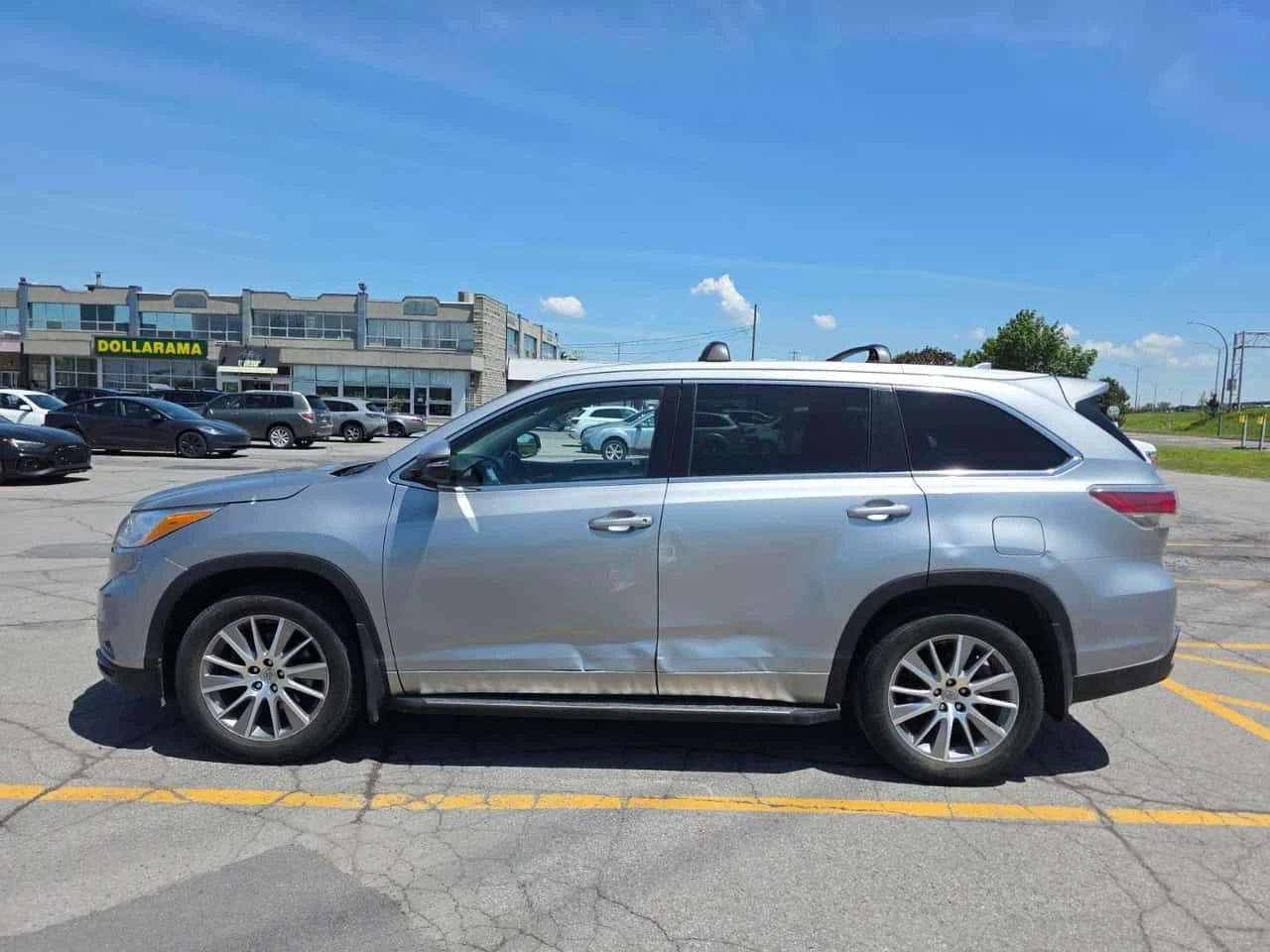 Toyota Highlander * XLE * CARFAX * БЕЗ ПЪРВОНАЧАЛНА ВНОСКА, снимка 2 - Автомобили и джипове - 55193965