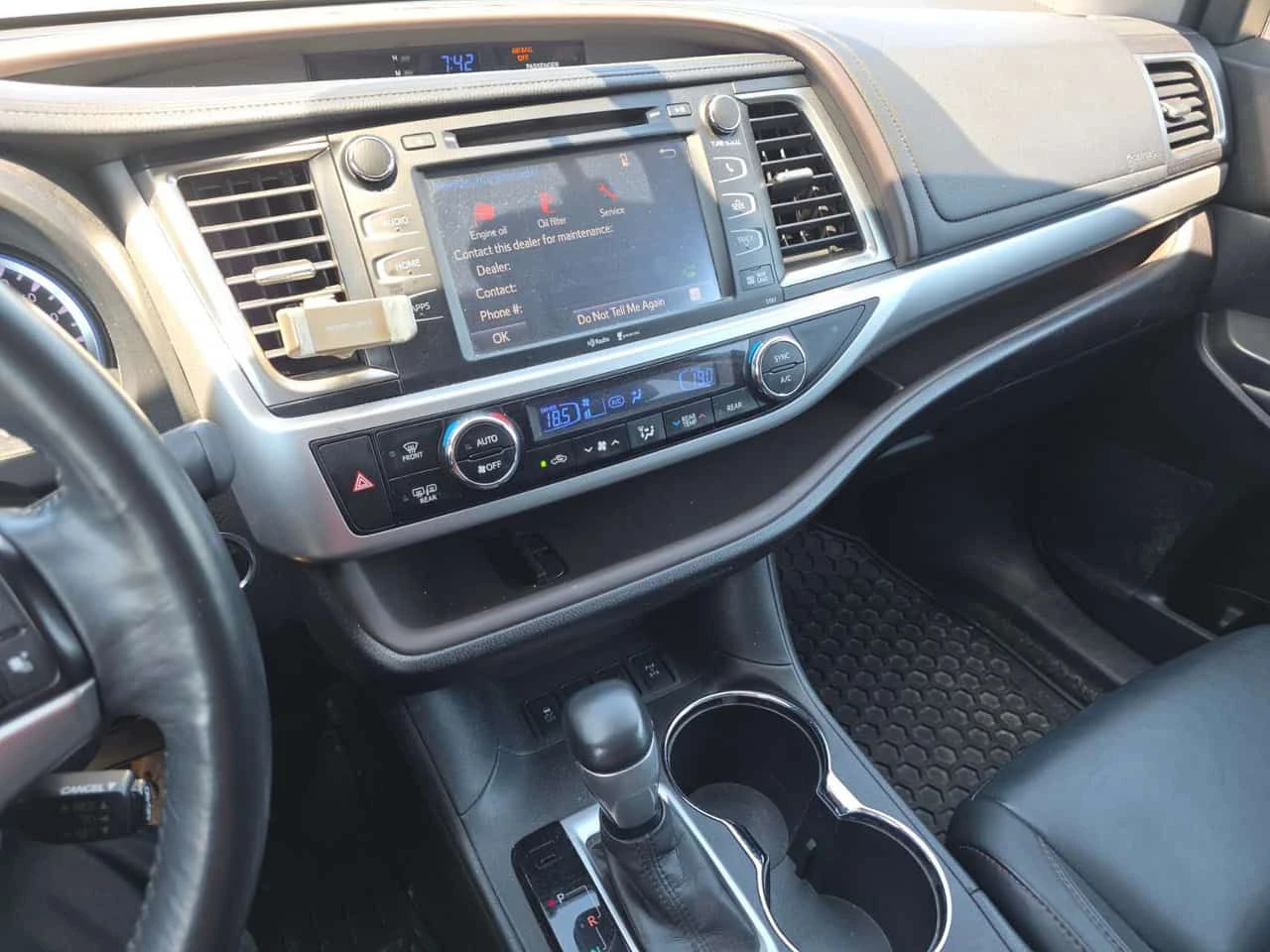 Toyota Highlander * XLE * CARFAX * БЕЗ ПЪРВОНАЧАЛНА ВНОСКА, снимка 9 - Автомобили и джипове - 55193965