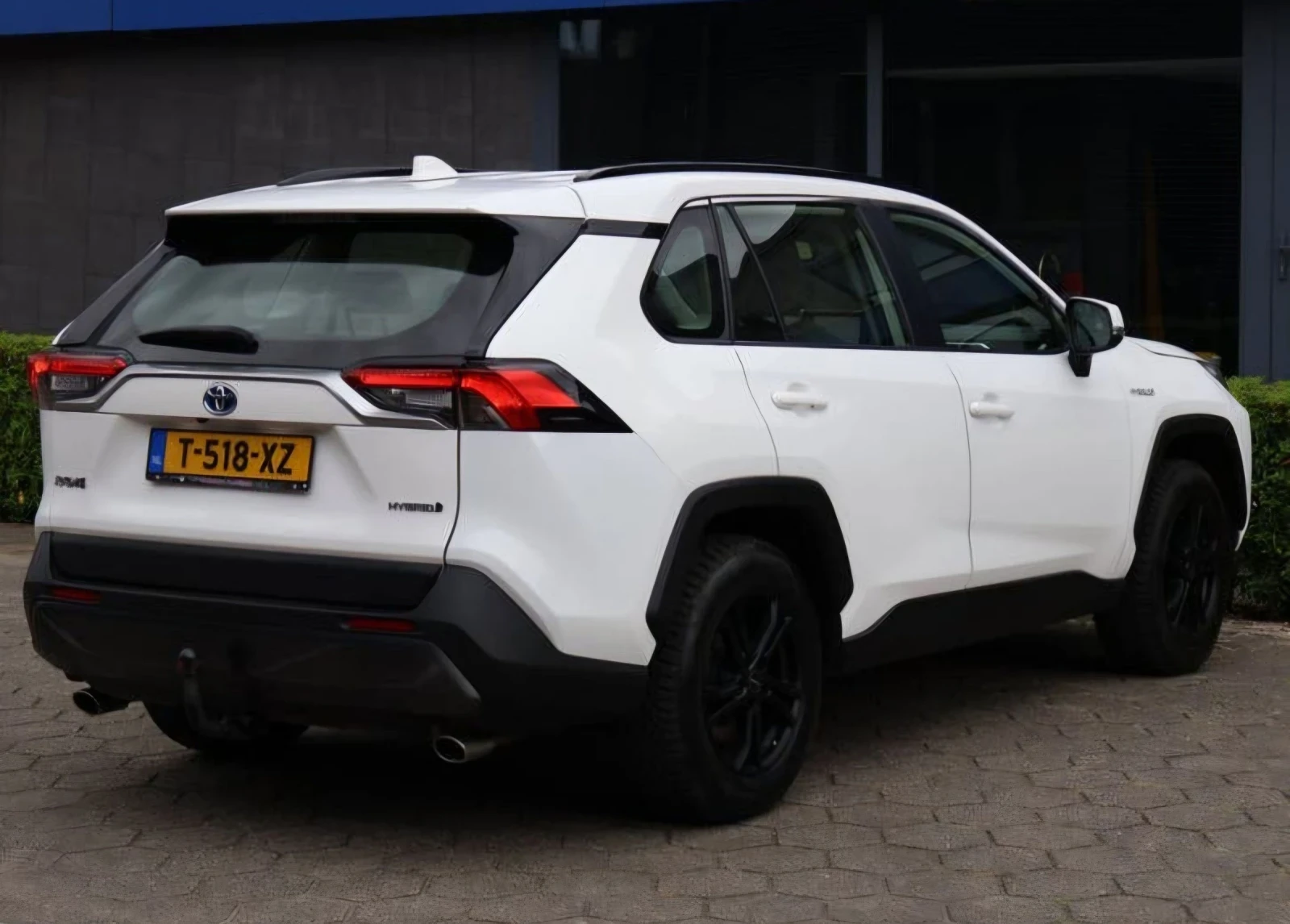 Toyota Rav4 2.5 Hybrid , снимка 3 - Автомобили и джипове - 55349345