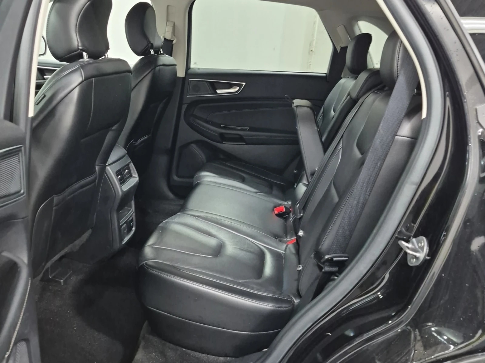 Ford Edge TITANIUM| ПАМЕТ| KEYLESS| NAVI| 2 КЛЮЧА| , снимка 12 - Автомобили и джипове - 55812236