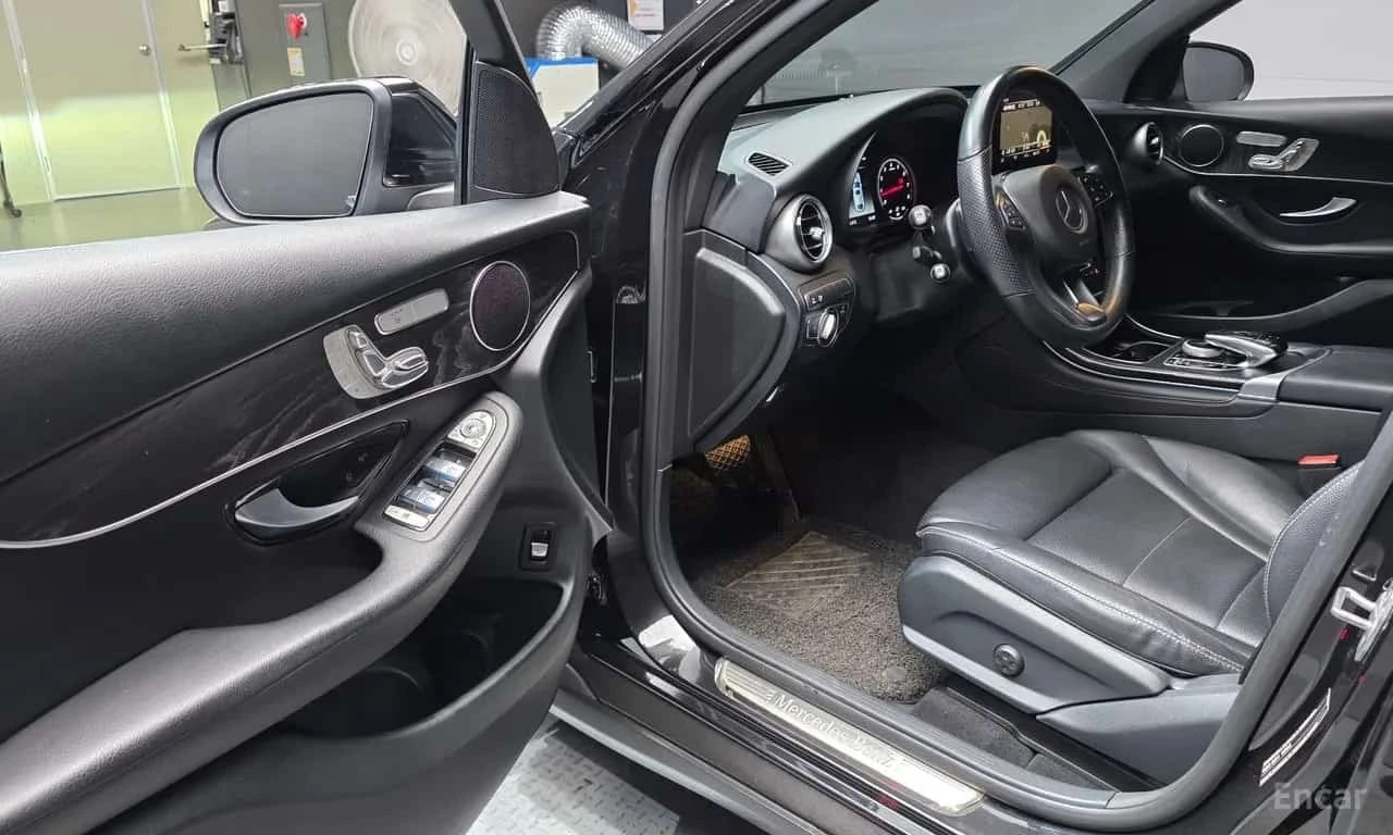 Mercedes-Benz GLC * GCL300 4MATIC Coupe * ���� �� �� | Mobile.bg � ����������� 5