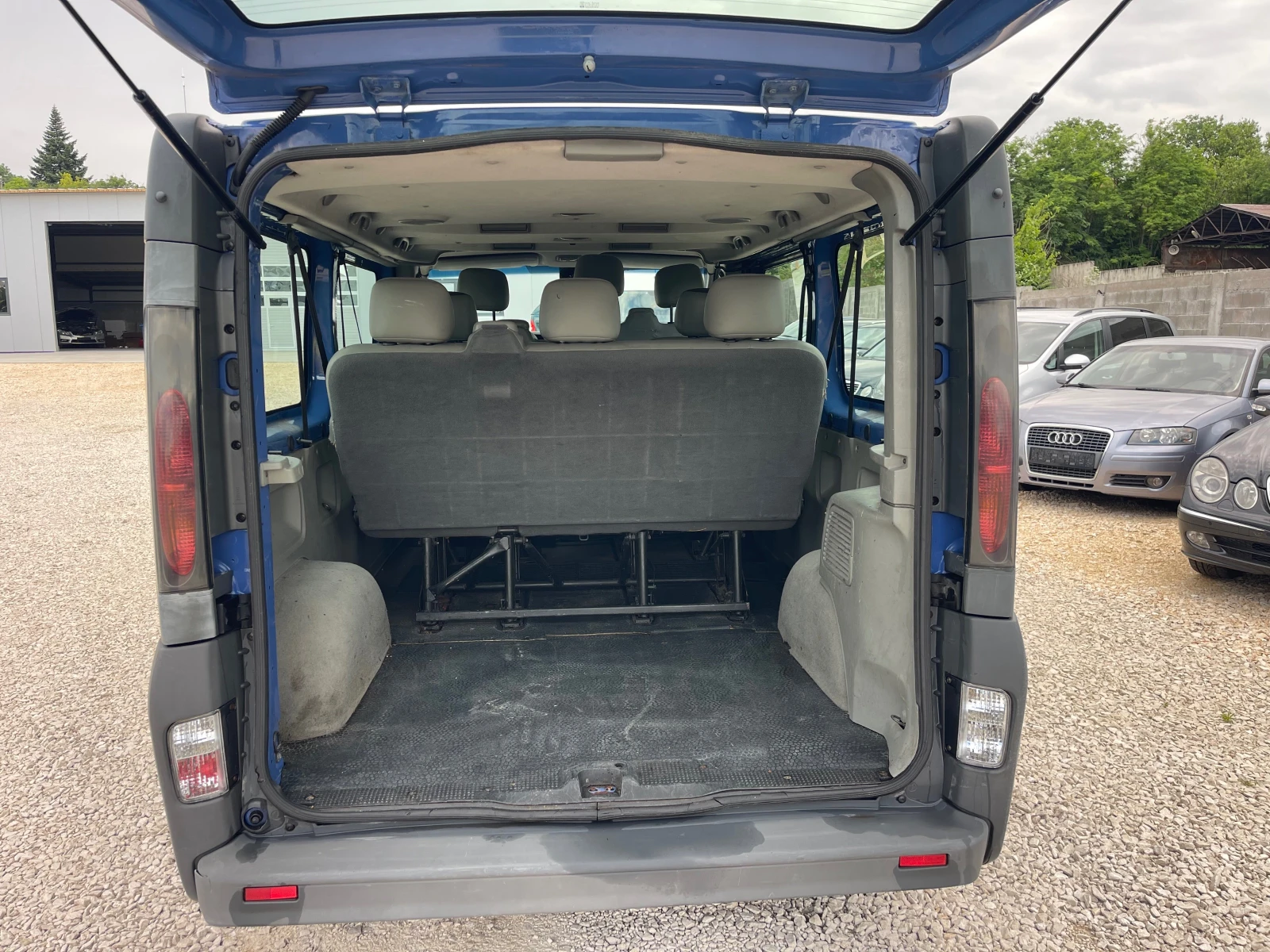 Opel Vivaro 1.9TDi MAXi  | Mobile.bg   14