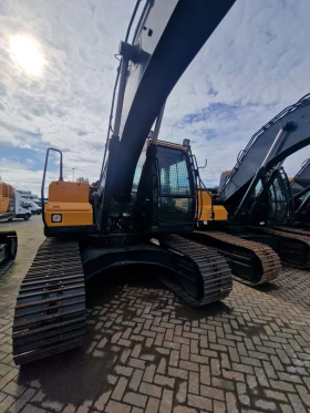 Багер Hyundai R210 наличен в България, чисто нов , снимка 1