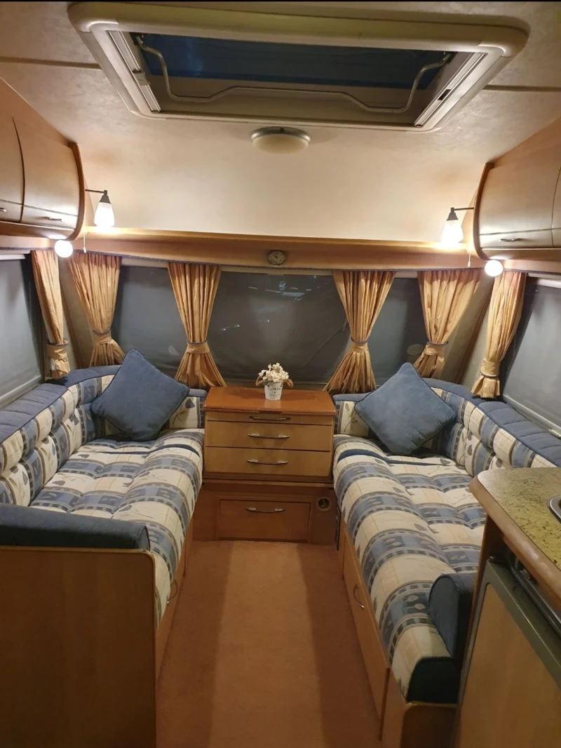 Каравана Други Ace Aristocrat, снимка 2 - Каравани и кемпери - 49569778