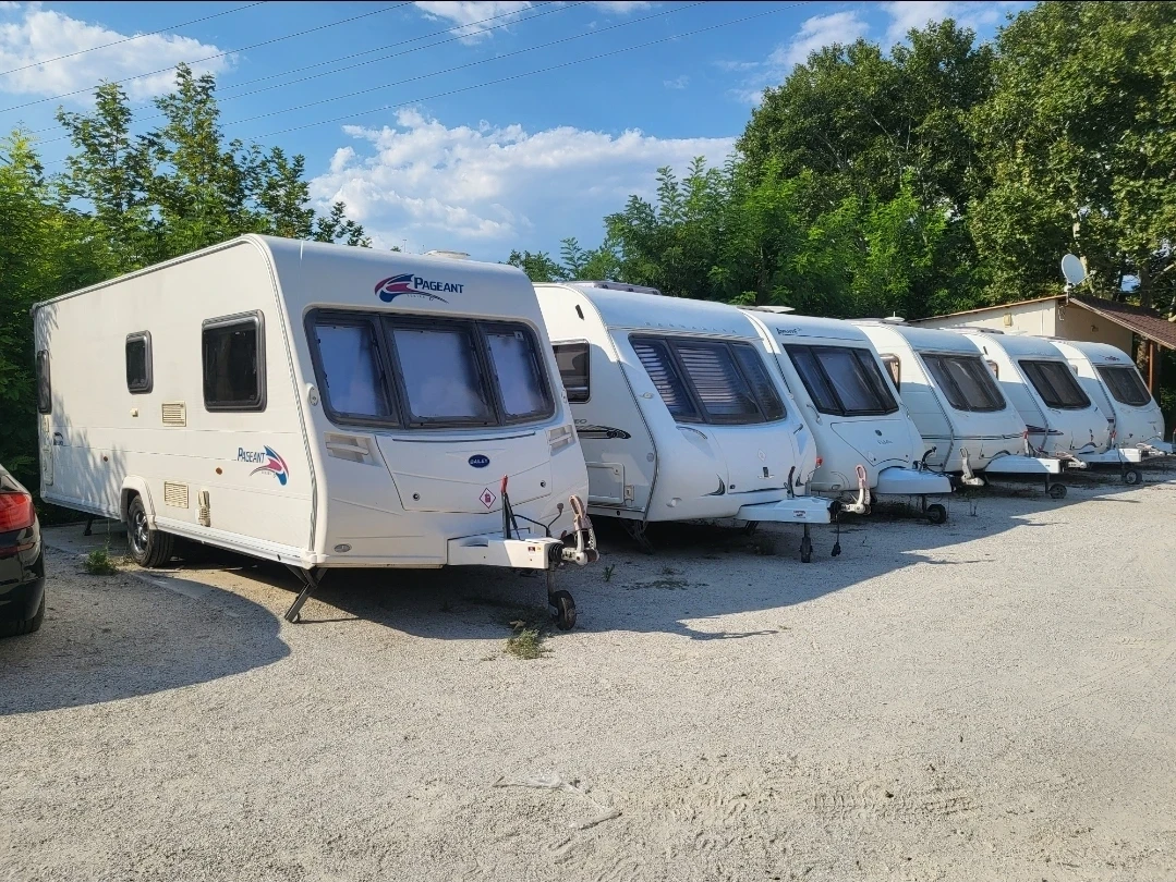 Каравана Други Bailey Pageant 6 Burgundy, снимка 3 - Каравани и кемпери - 55546986