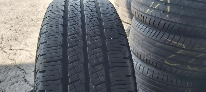 Гуми Летни 255/45R18, снимка 1 - Гуми и джанти - 29877208