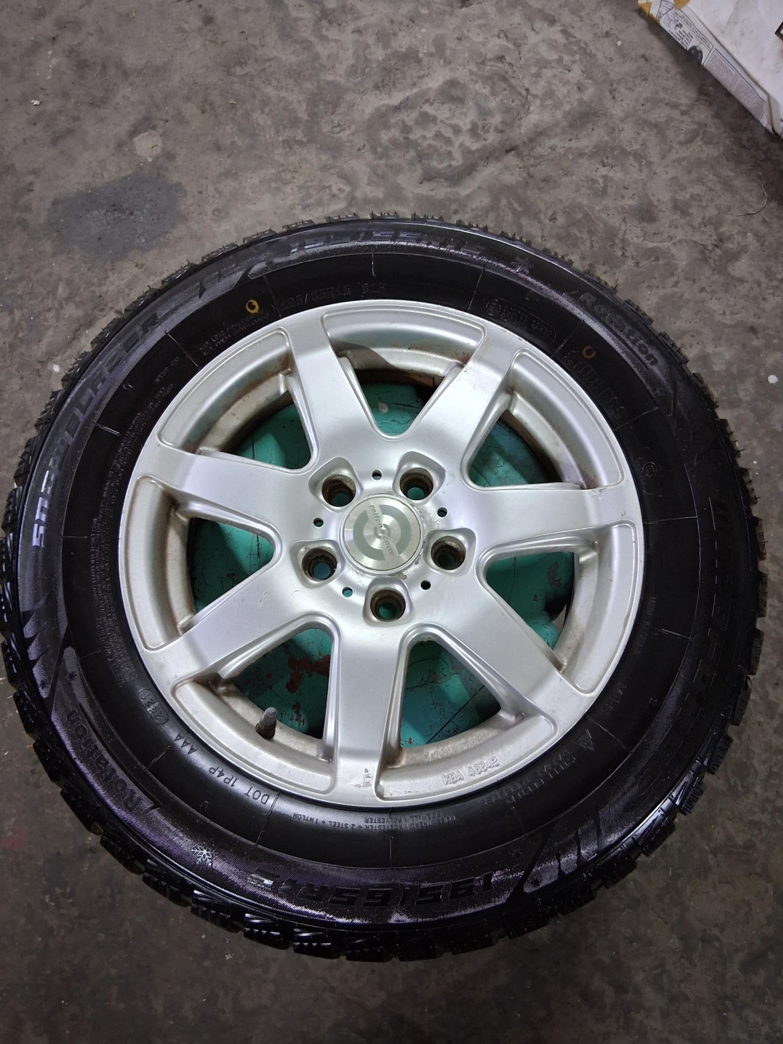 ���� � ������ 195/65R15 �� ����� | Mobile.bg � ����������� 2