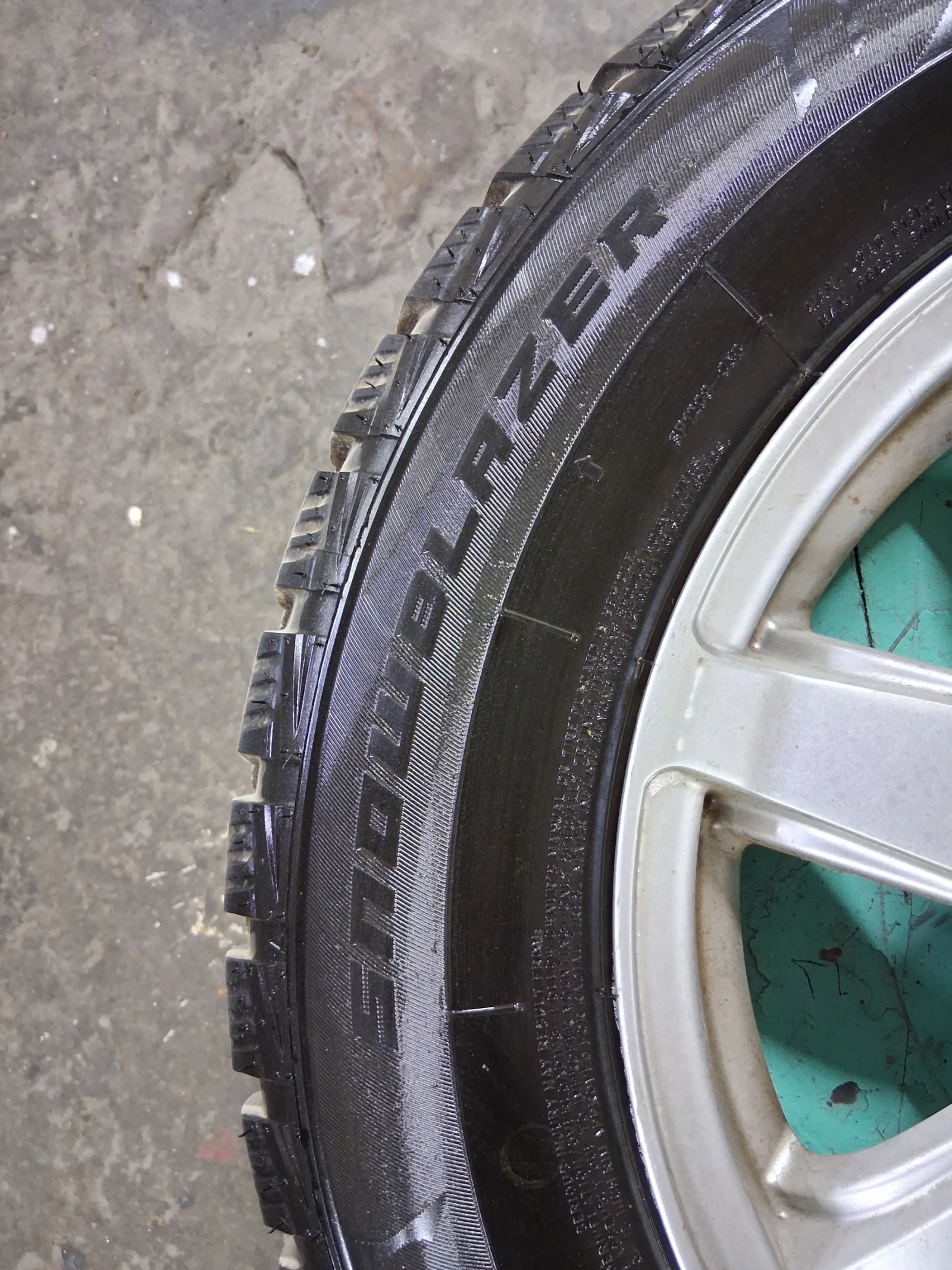 ���� � ������ 195/65R15 �� ����� | Mobile.bg � ����������� 4