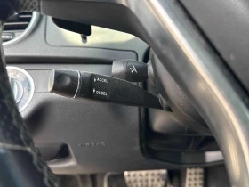 Mercedes-Benz C 250 АМГ Пакет/CARFAX/Нави/Подгрев/Панорама/RWD/, снимка 11