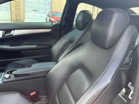 Mercedes-Benz C 250 АМГ Пакет/CARFAX/Нави/Подгрев/Панорама/RWD/, снимка 12